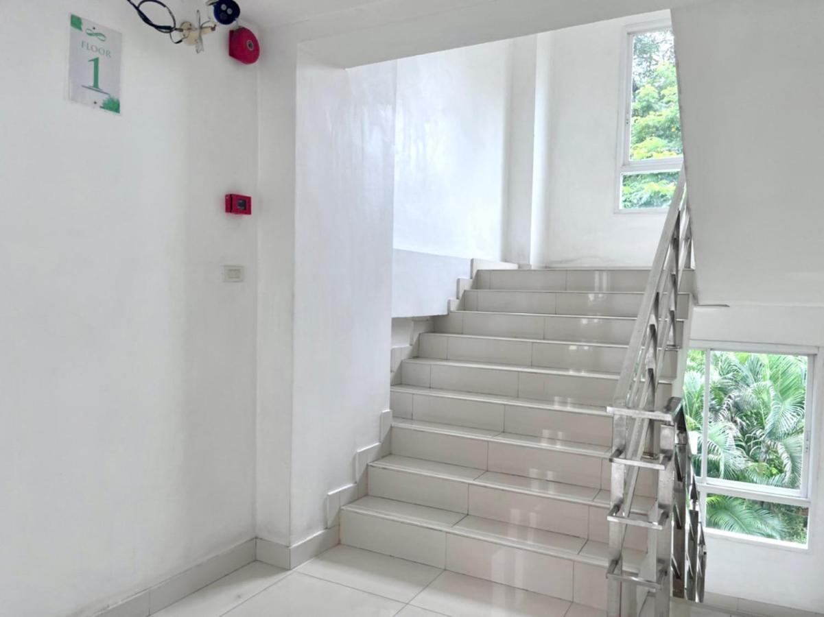 8 Residence Μπανγκόκ Εξωτερικό φωτογραφία