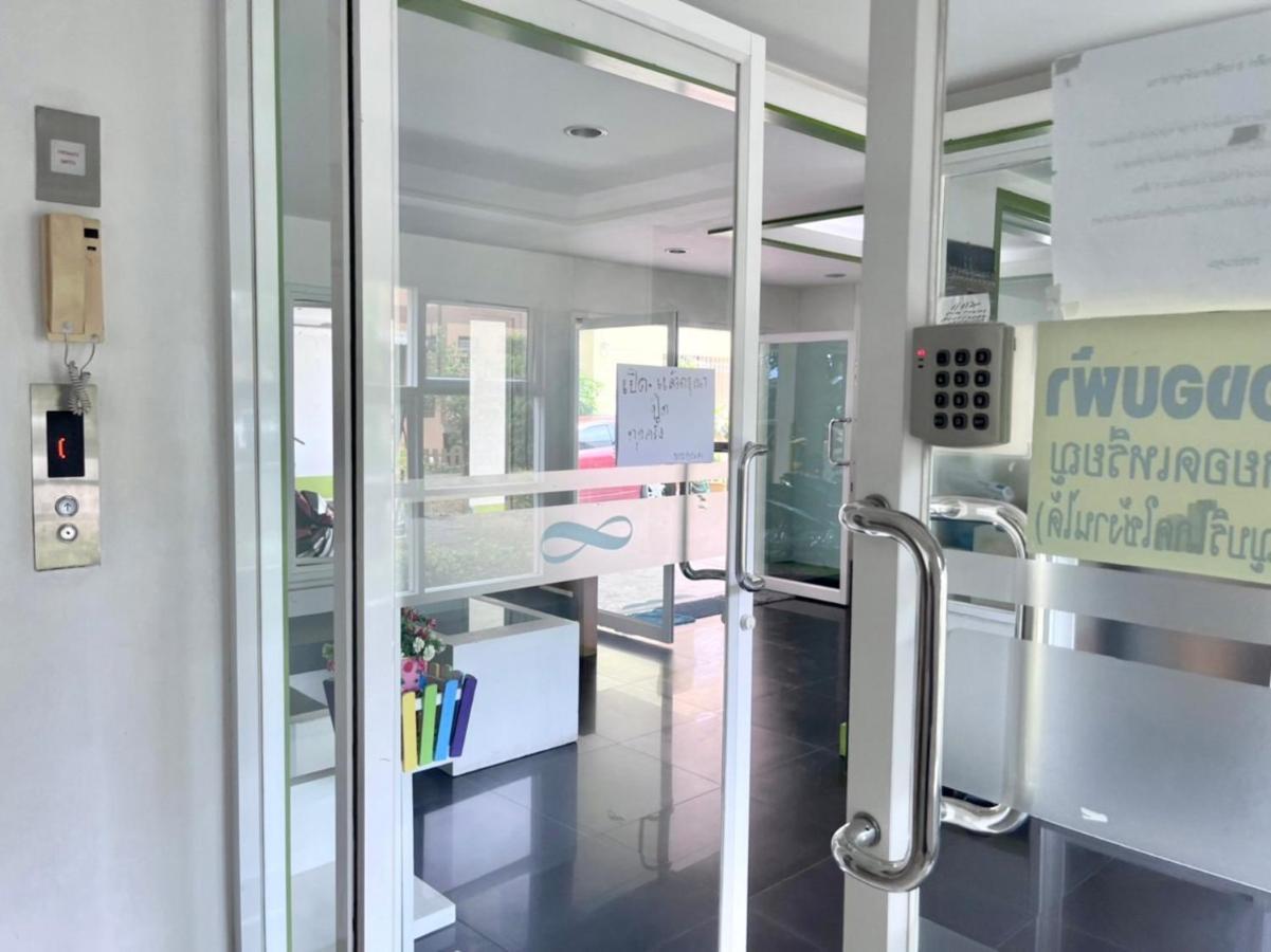 8 Residence Μπανγκόκ Εξωτερικό φωτογραφία